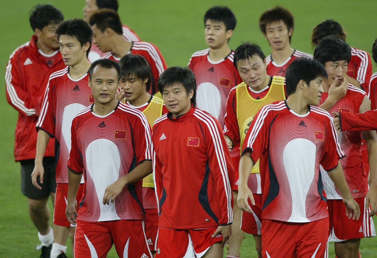 包含激烈角逐！球队们在比赛中拼尽全力的词条