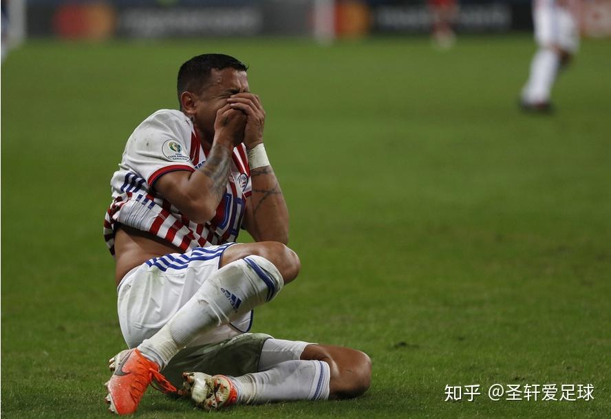 包含芬兰球队在点球大战中败北，未能晋级欧国联半决赛的词条