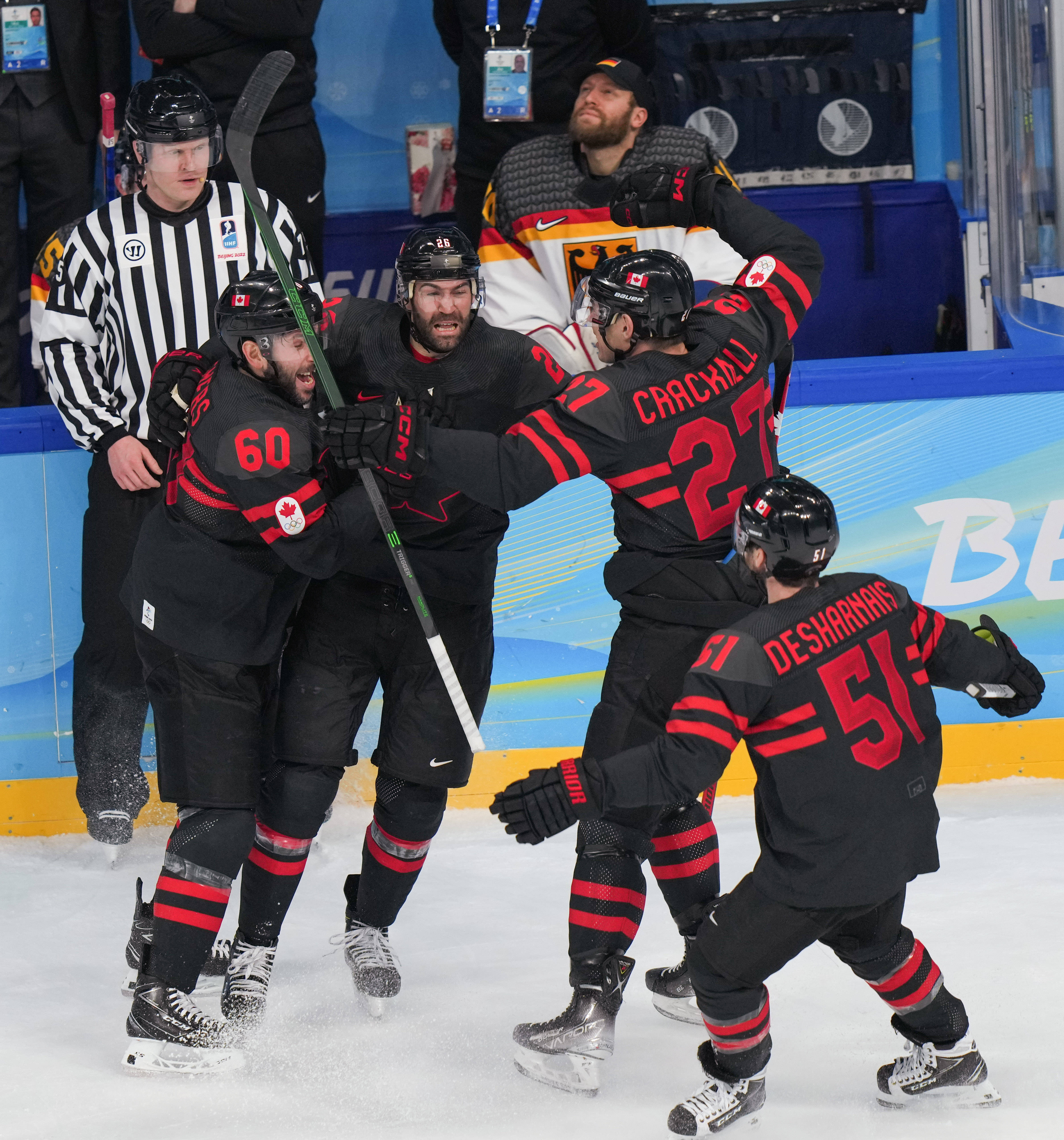 冰球选手刷新世界纪录，震撼全场