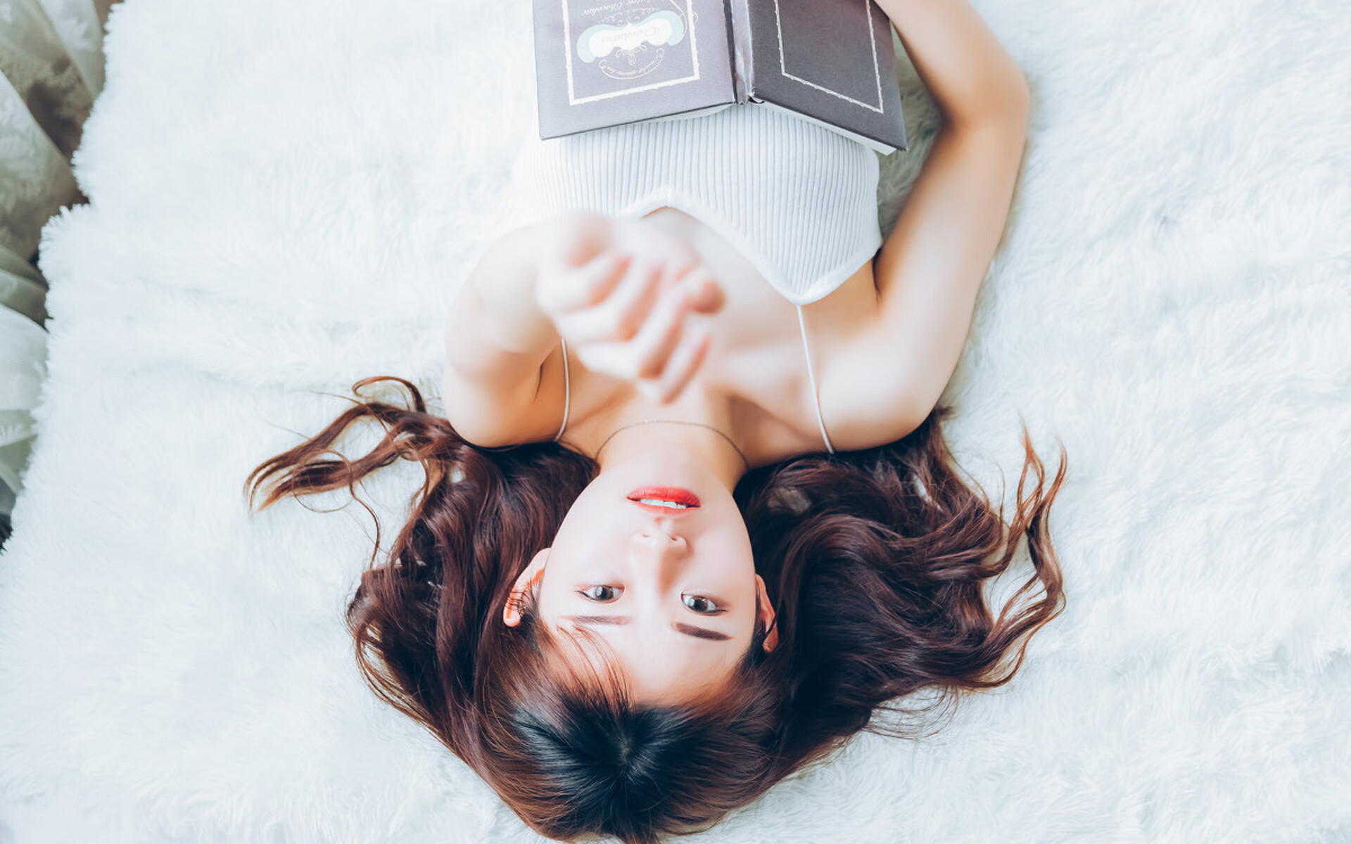 跨时空对决，金色火焰铸就30000分—当红色风暴遇见蓝色利刃